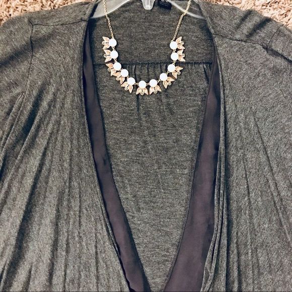 Like new, Grey Open Flutter Cardigan Sweater S/M - Picture 5 of 6